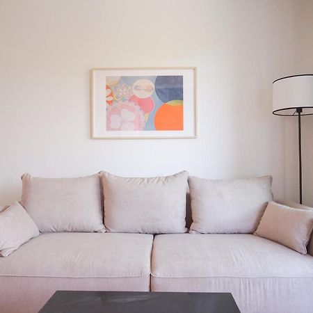 Green Garden Apartment W/.Balcony Near Thermal Spa Wien Exteriör bild